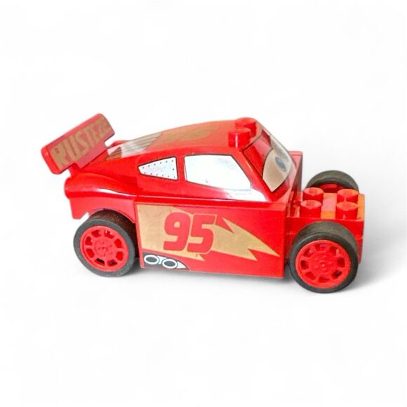 Lego Crs011 Lightning McQueen Red 'RUSTEZE Disney Cars Parts & Pieces - Picture 3 of 5